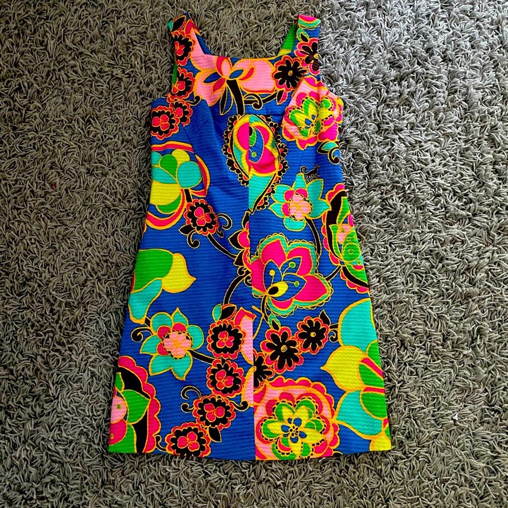 Lilly Pulitzer dress !! Perfect condition !!